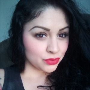 Meet your Posher, Monica